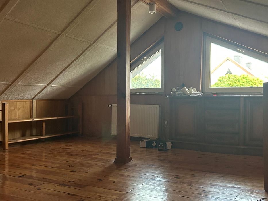 Duży dom wolnostojący, atrakcyjna cena