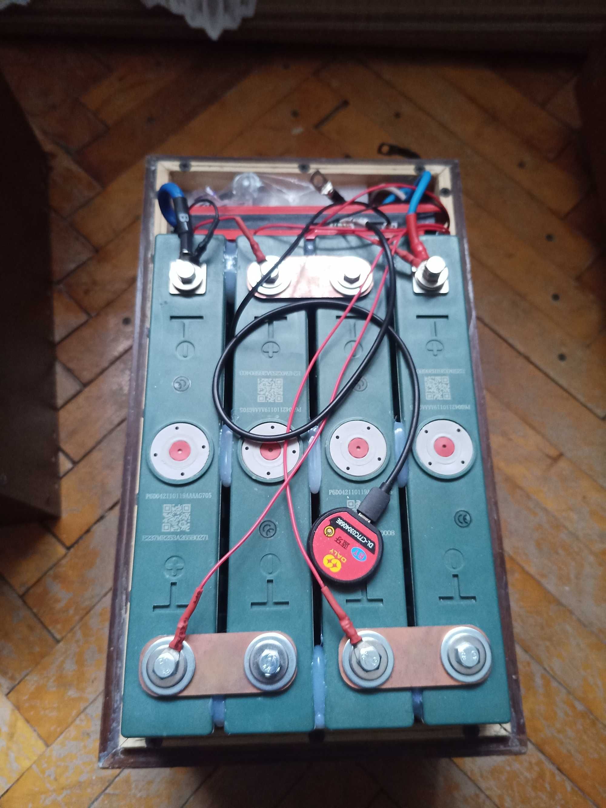 Акумулятор 100А lifefo4 smart bms daly4s