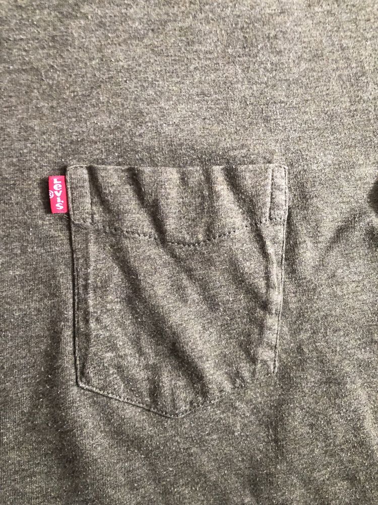 Футболка Levis зелена