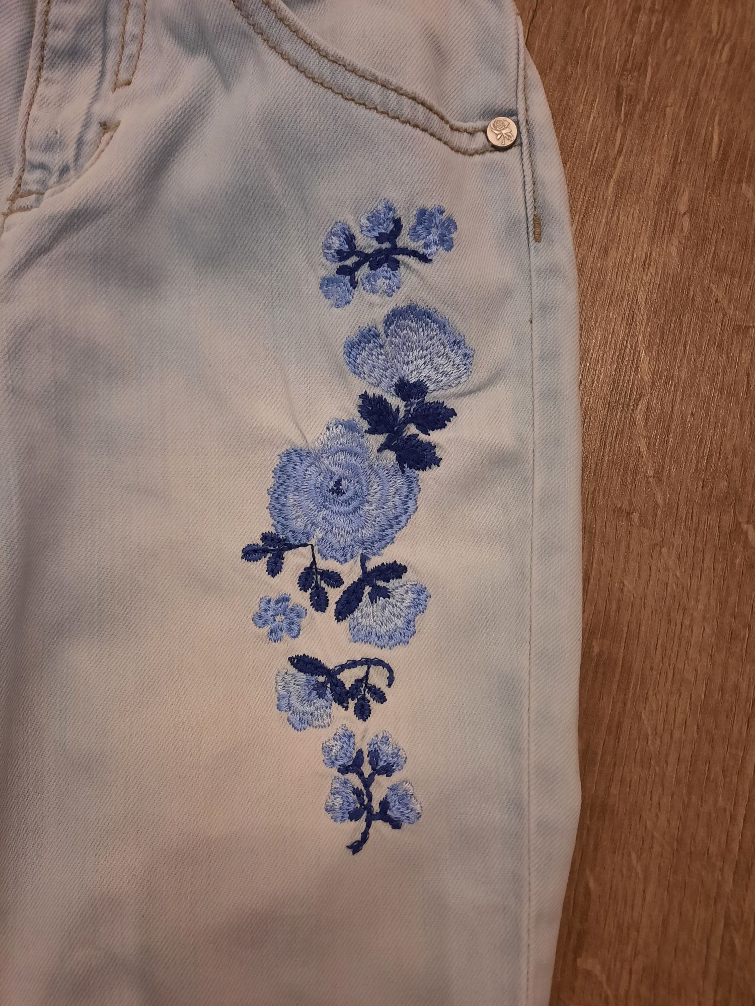 Spodnie jeansowe benetton rozm 130