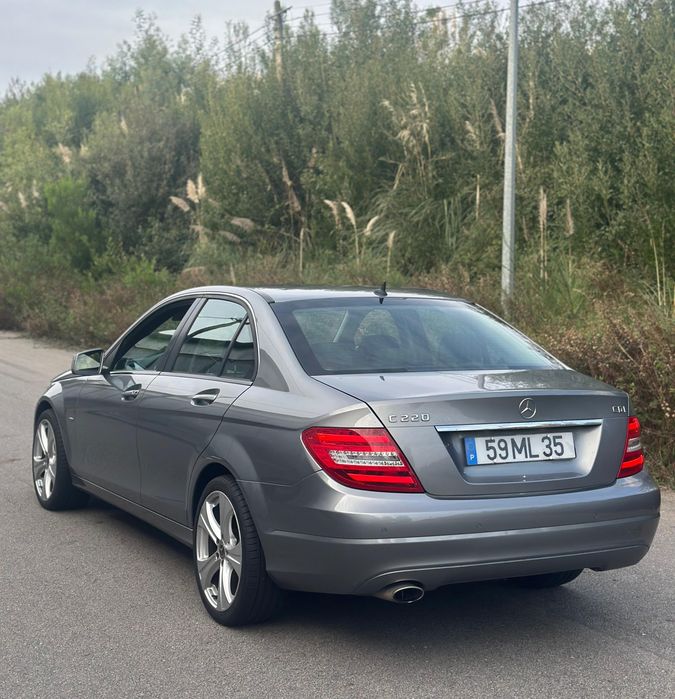 Mercedes-Benz C220 CDI BlueEfficiency 170cv 2011-Nacional [265.000km]