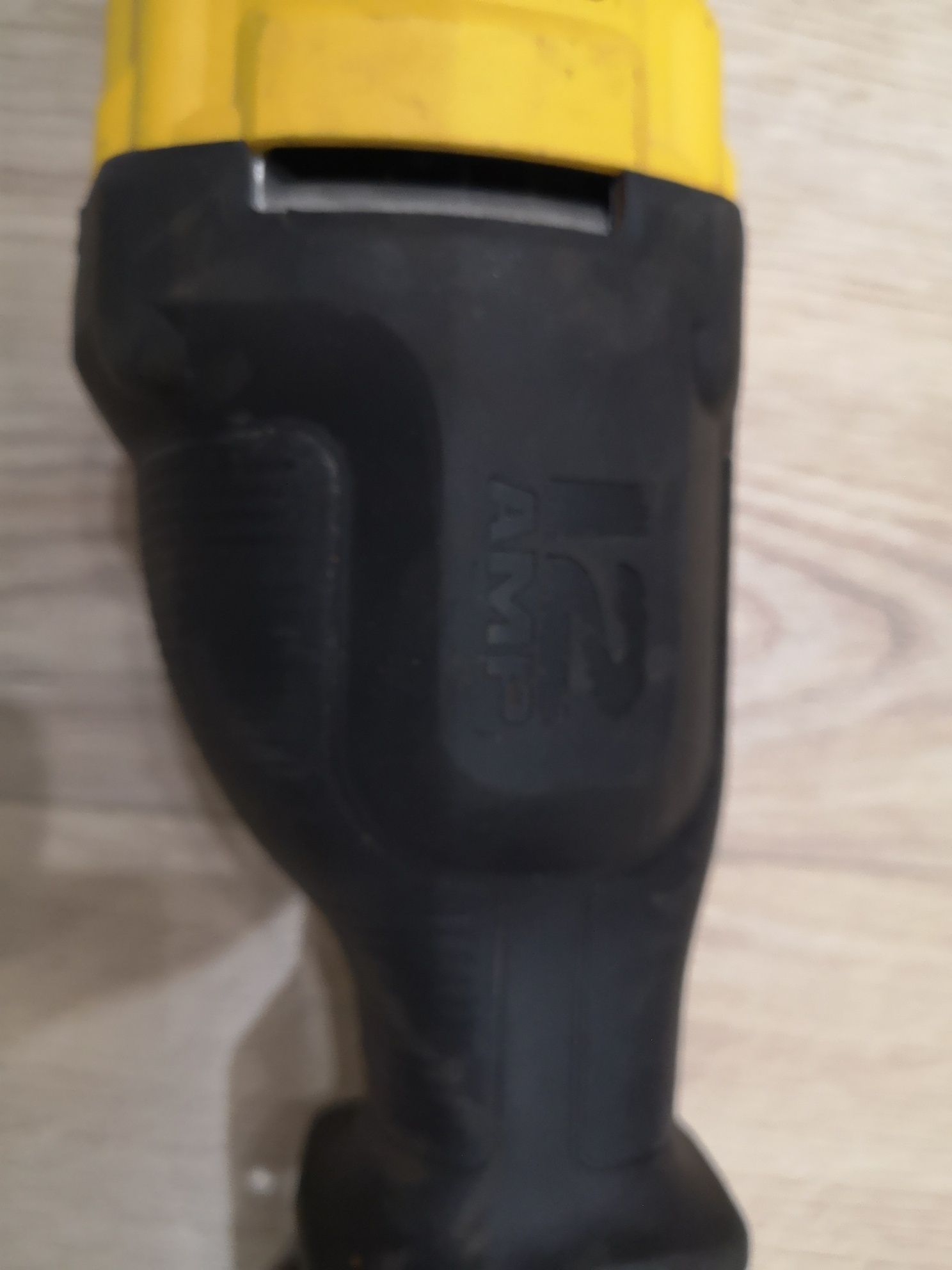 Nowa piła, pilarka szablasta elektryczna DeWalt DWE305 Type2, 12A 120V