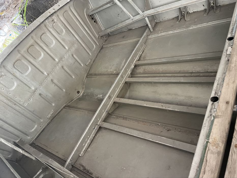 Продам лодку Прогресс-2М - в идиальном состоянии!