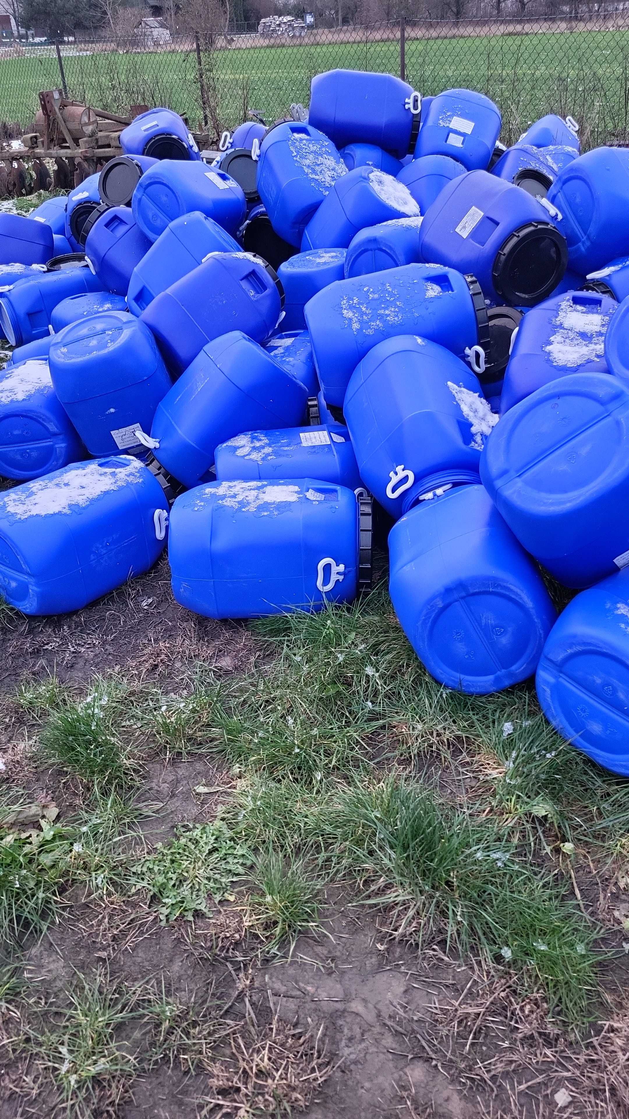 Beczki 50l używane