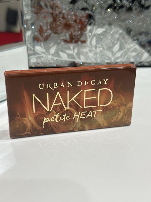 Urban Decay Naked Petiite Heat - mini paletka