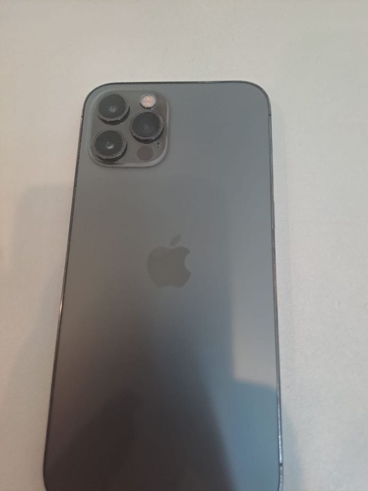 Iphone 12 pro graffiti