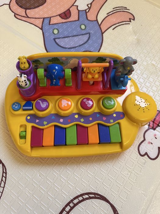 Іграшкове піаніно Kiddieland Звірята на гойдалці