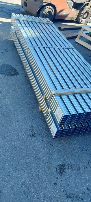 Słupki do siatki leśnej, słupkdo i winnicy, malin, siatka Leśna,