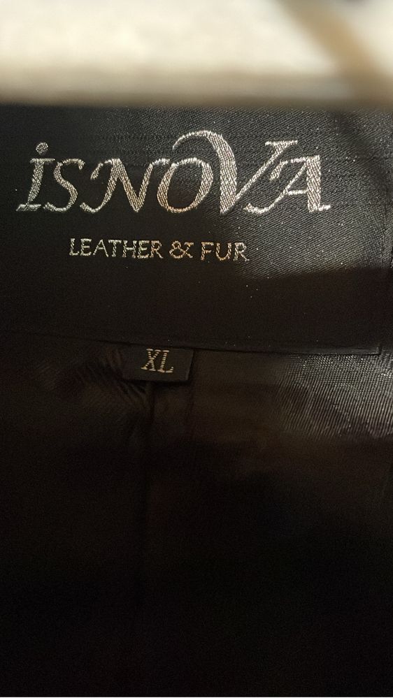 Жіноча шуба з мутона Isnova