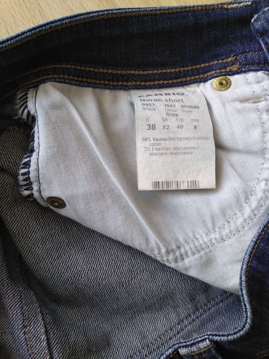 Nowe spodnie jeansowe Cambio