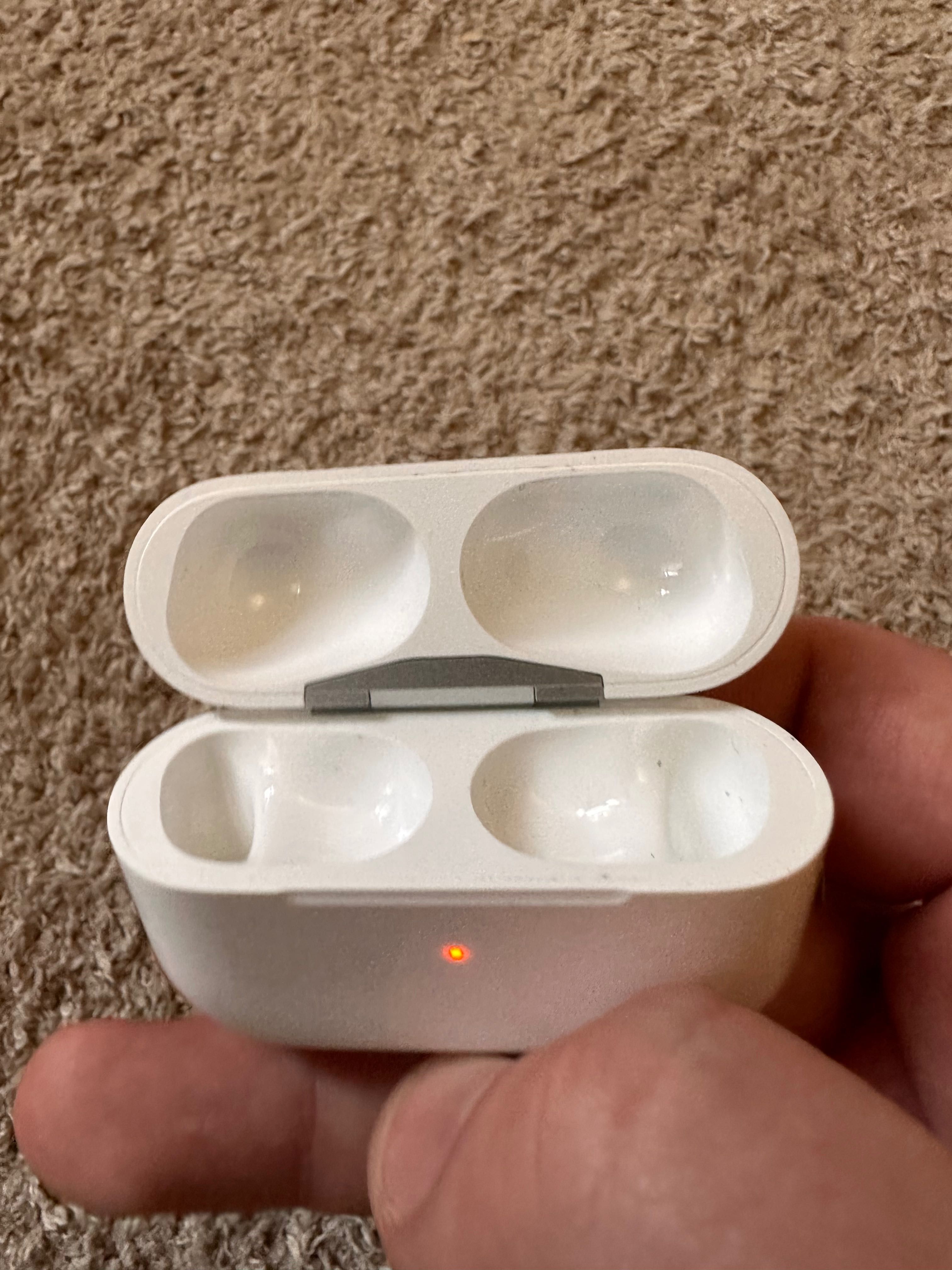 Кейс Airpods pro оригинал