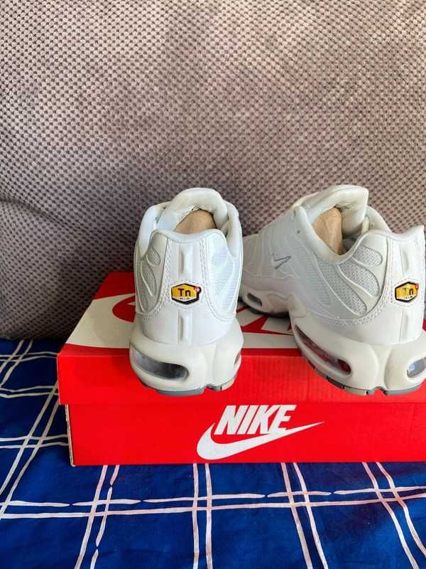 Nike Air Tn_Plus white Męskie moda Oddychający Nowe buty unisex.40
