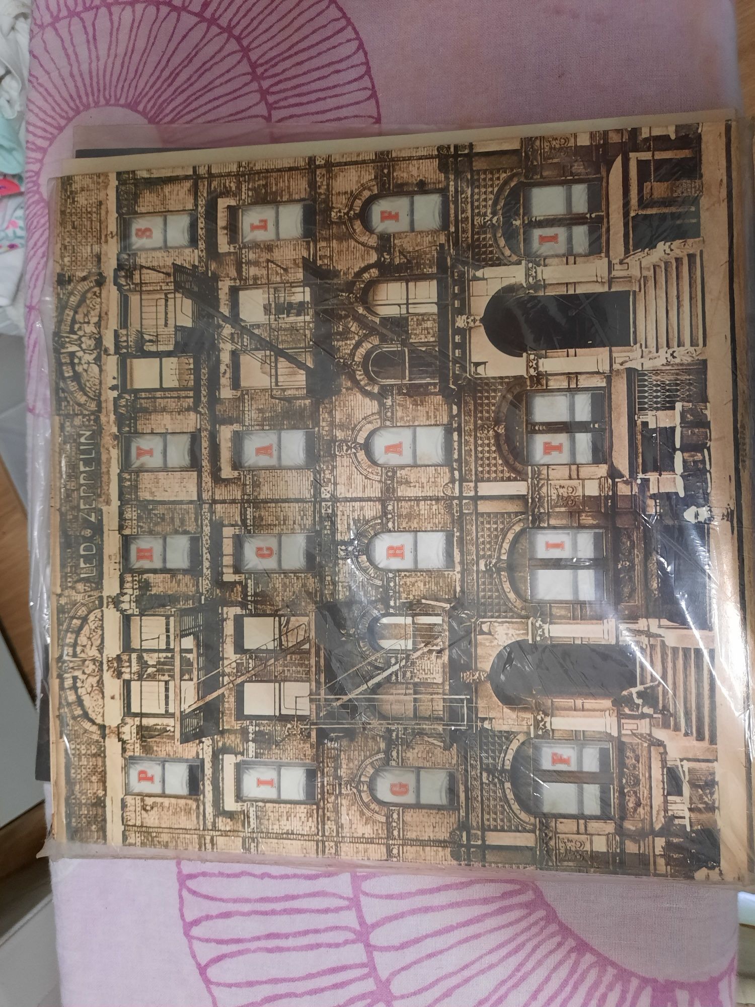 13-Led Zeppelin - Vinis em Bom Estado