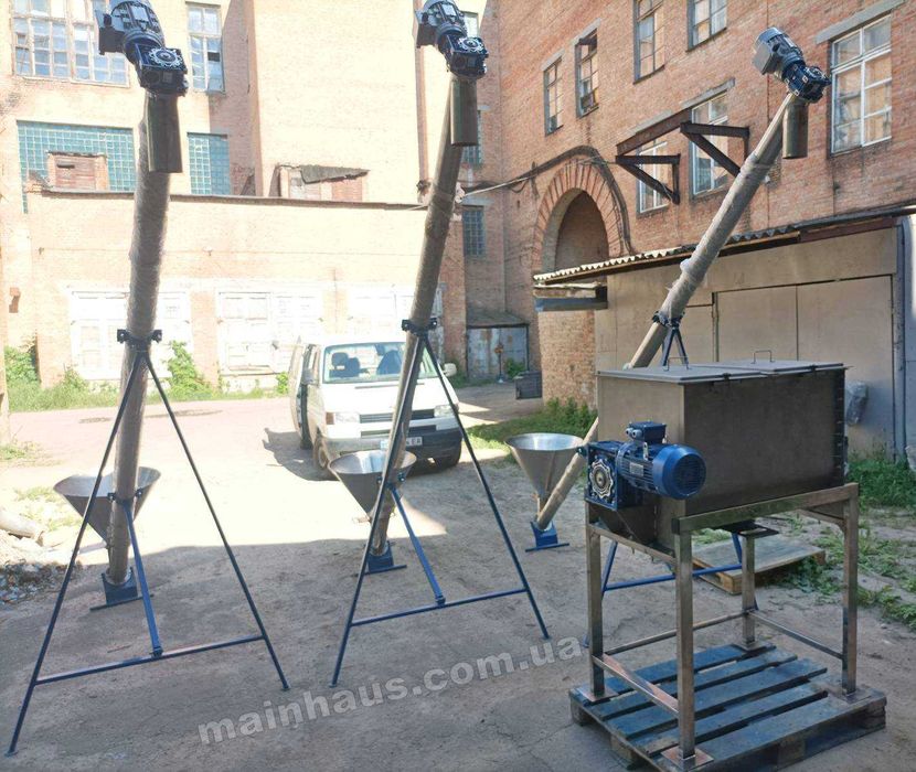 навантажувач корму тварин шнек нерж.304 з прийм.бункером 4метри 380V