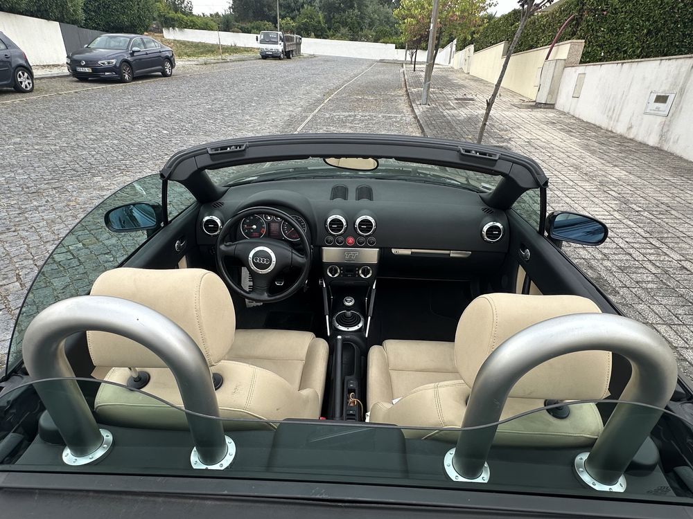 Audi TT Roadster em execelente estado com investimento feito 07.2023