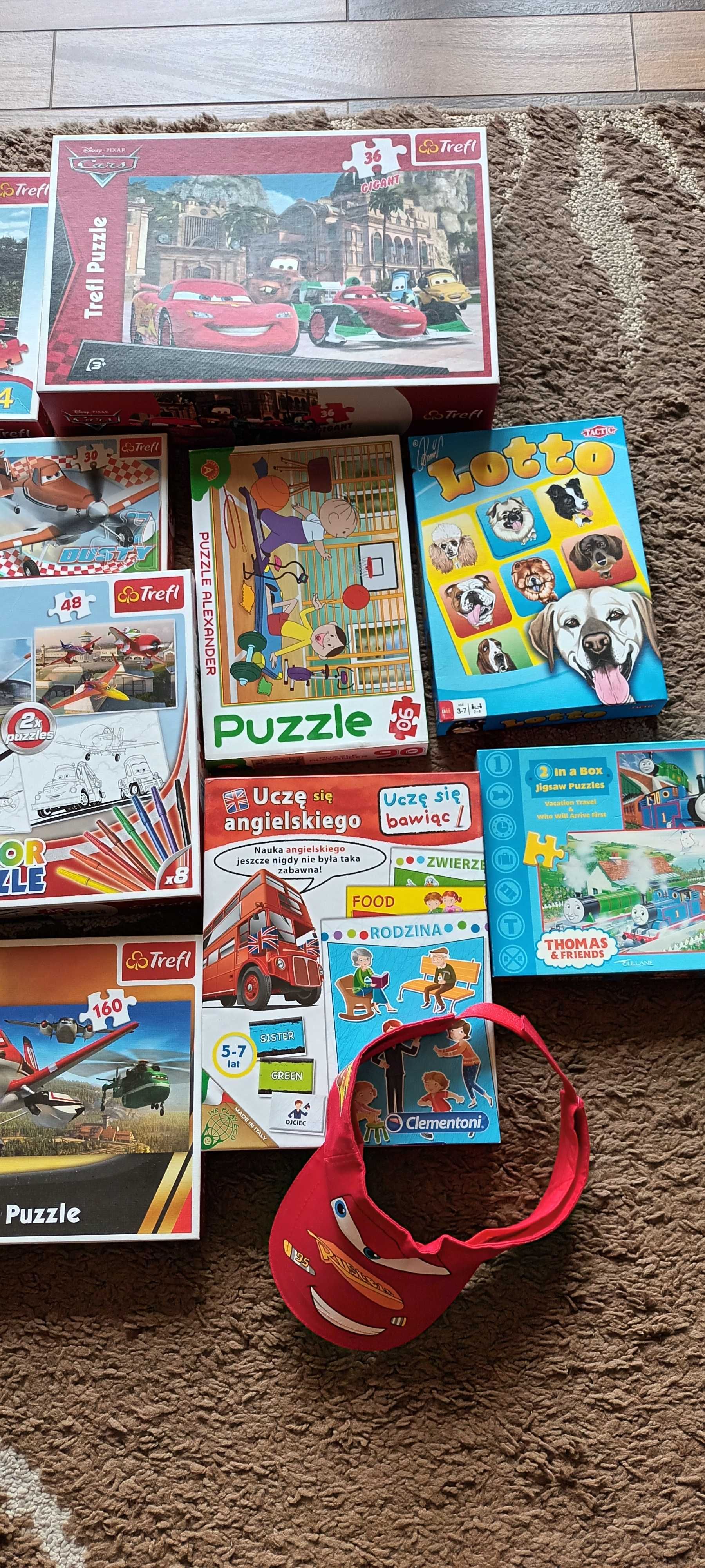 Puzzle zestaw dla dzieci 9 sztuk + 3 gry+ czapka z daszkiem  Auta