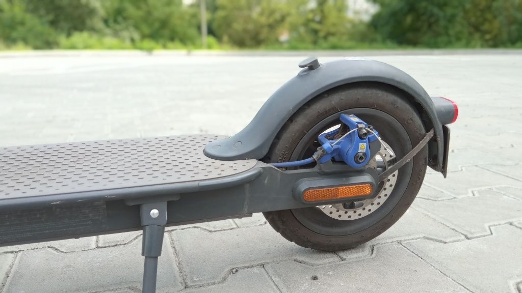 Електросамокат Mi Electric Scooter 3