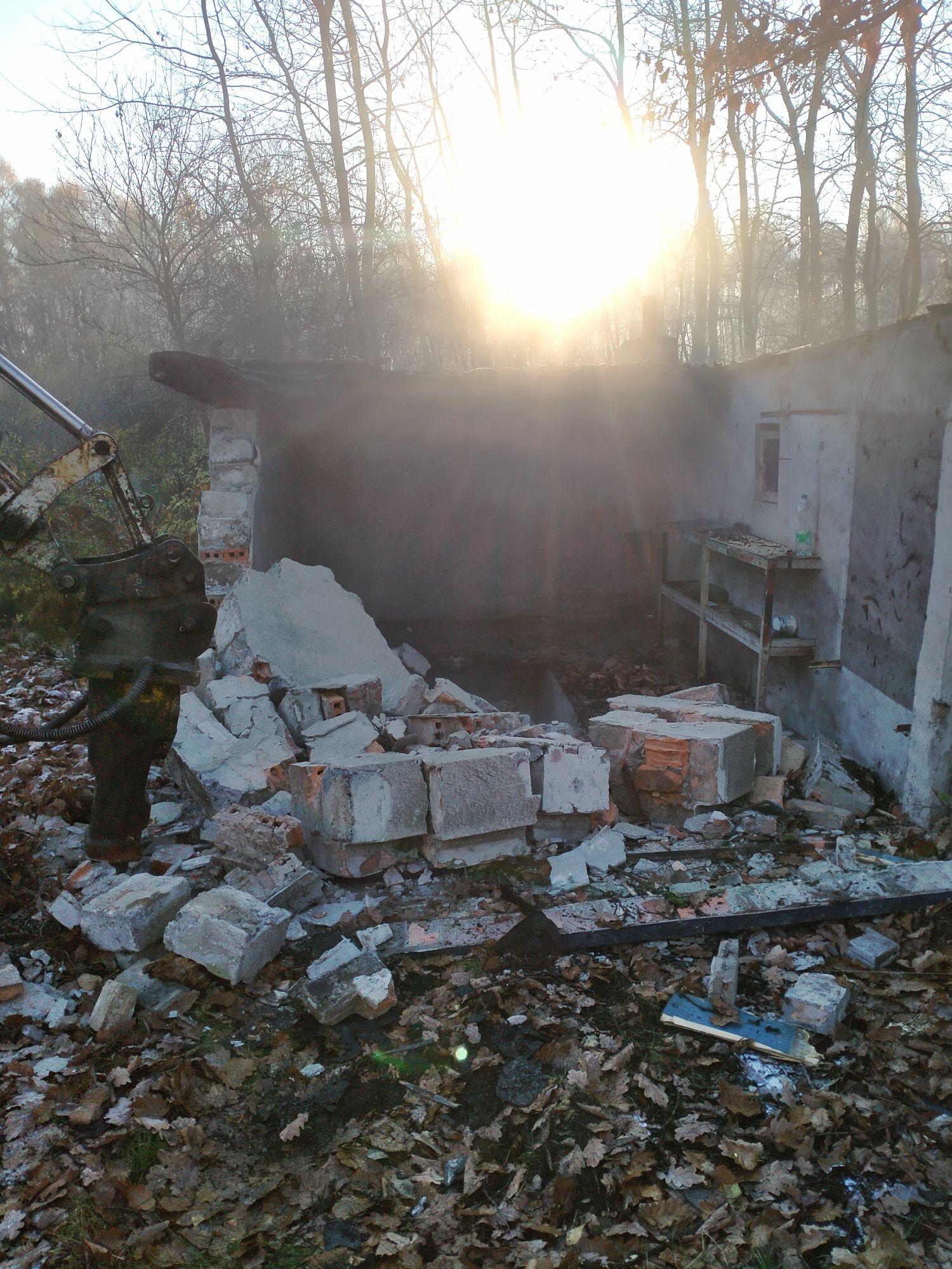 Wyburzenia i rozbiórki,Wolne Terminy