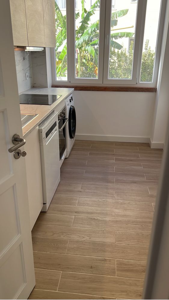 Apartamento remodelado Benfica