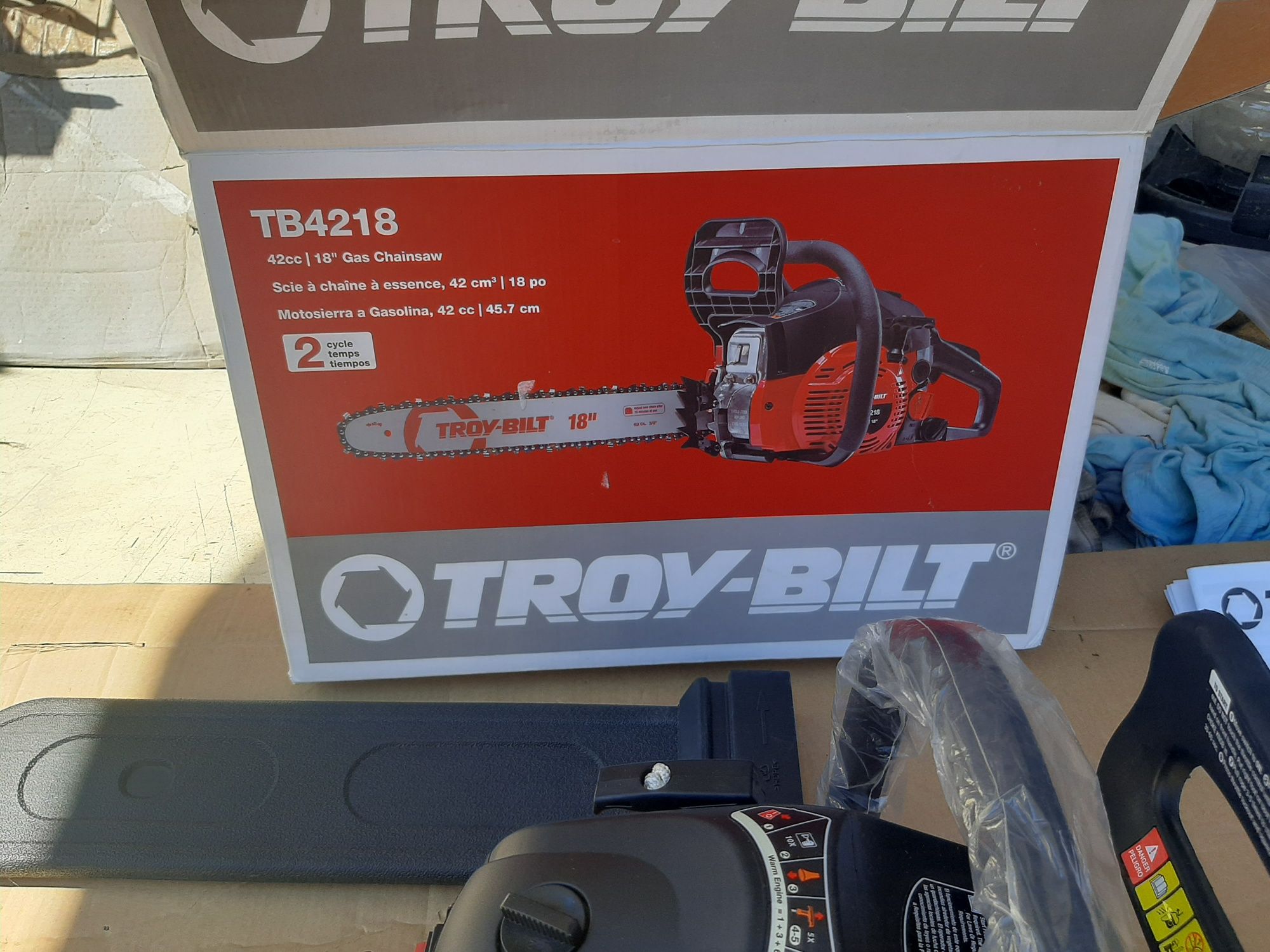 Бензопил Troy-bilt TB4218