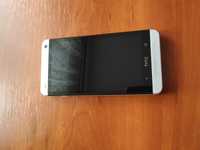 Мобільний телефон HTC One