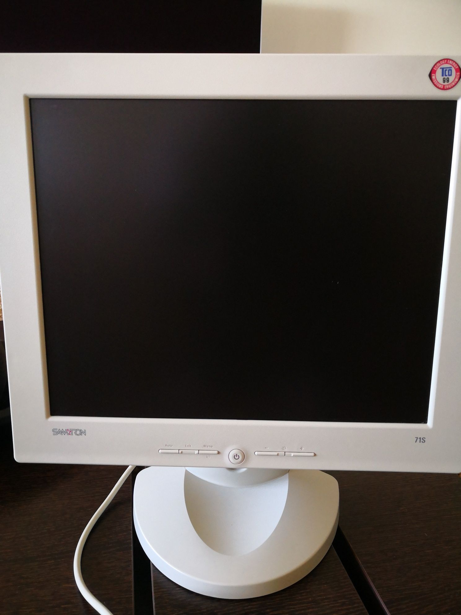 Monitor Samtron 17 Polegadas