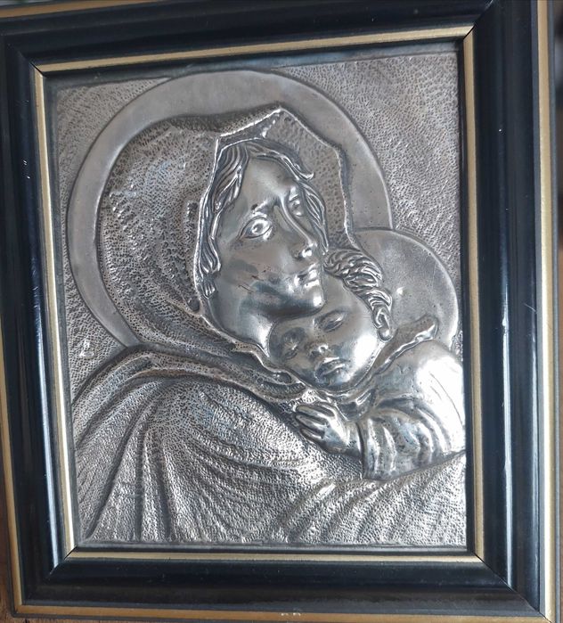 Ikona srebrna z wizerunkiem Matki Boskiej z dzieciątkiem 125x145 mm
