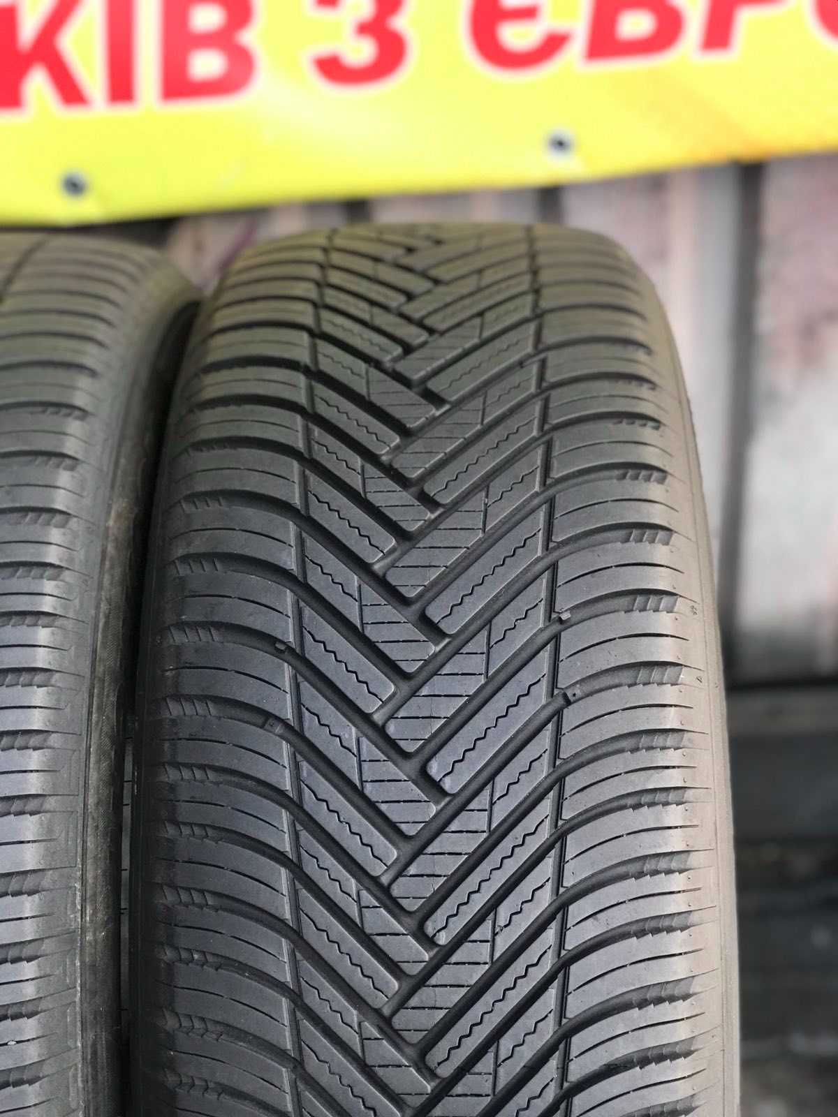Шини Hankook Kinergy 4S 235/55R19 Пара Всесезонні Б/у Оригінал