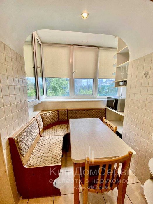 Оренда Предславинська 14 метро Палац Україна Велика