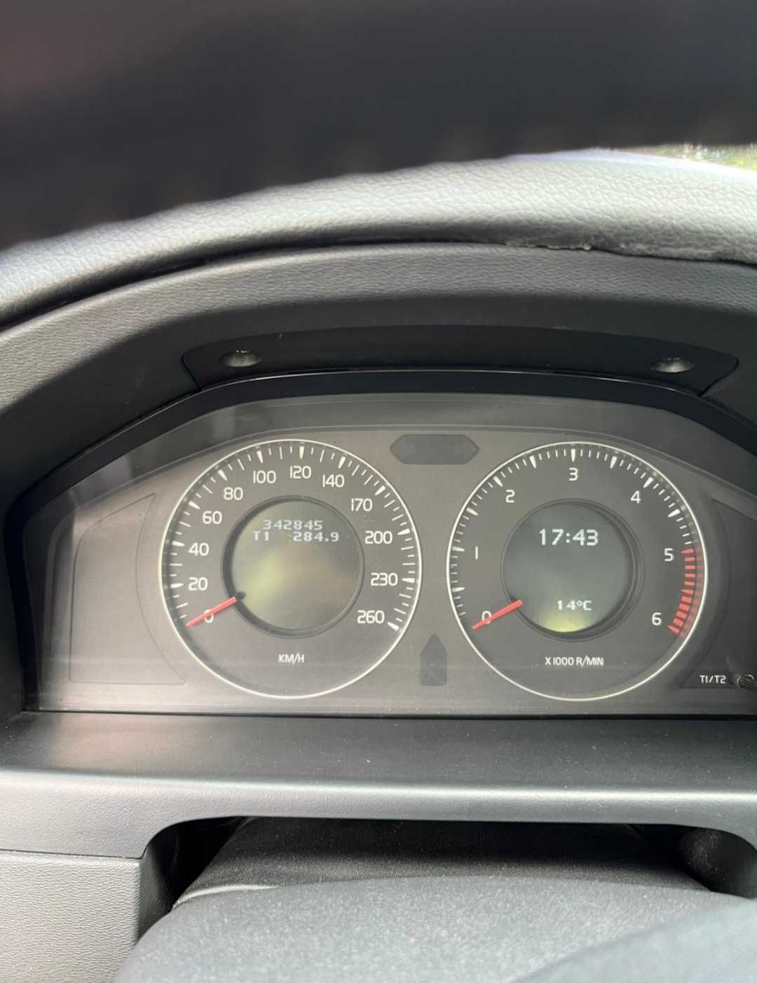 Volvo V70 uszkodzony