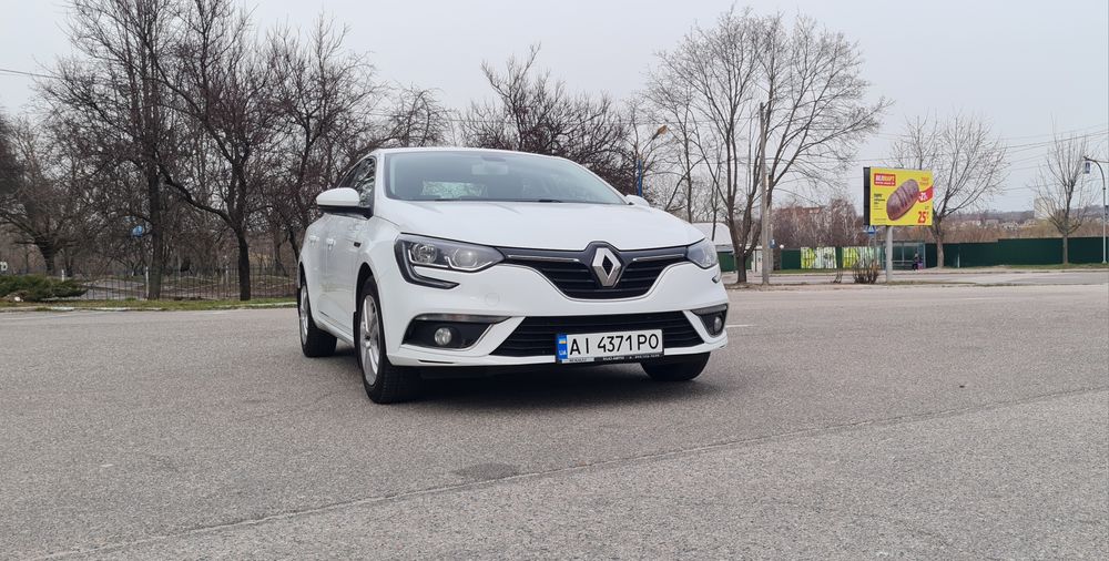 Renault Megane Sedan. ОФІЦИАЛ