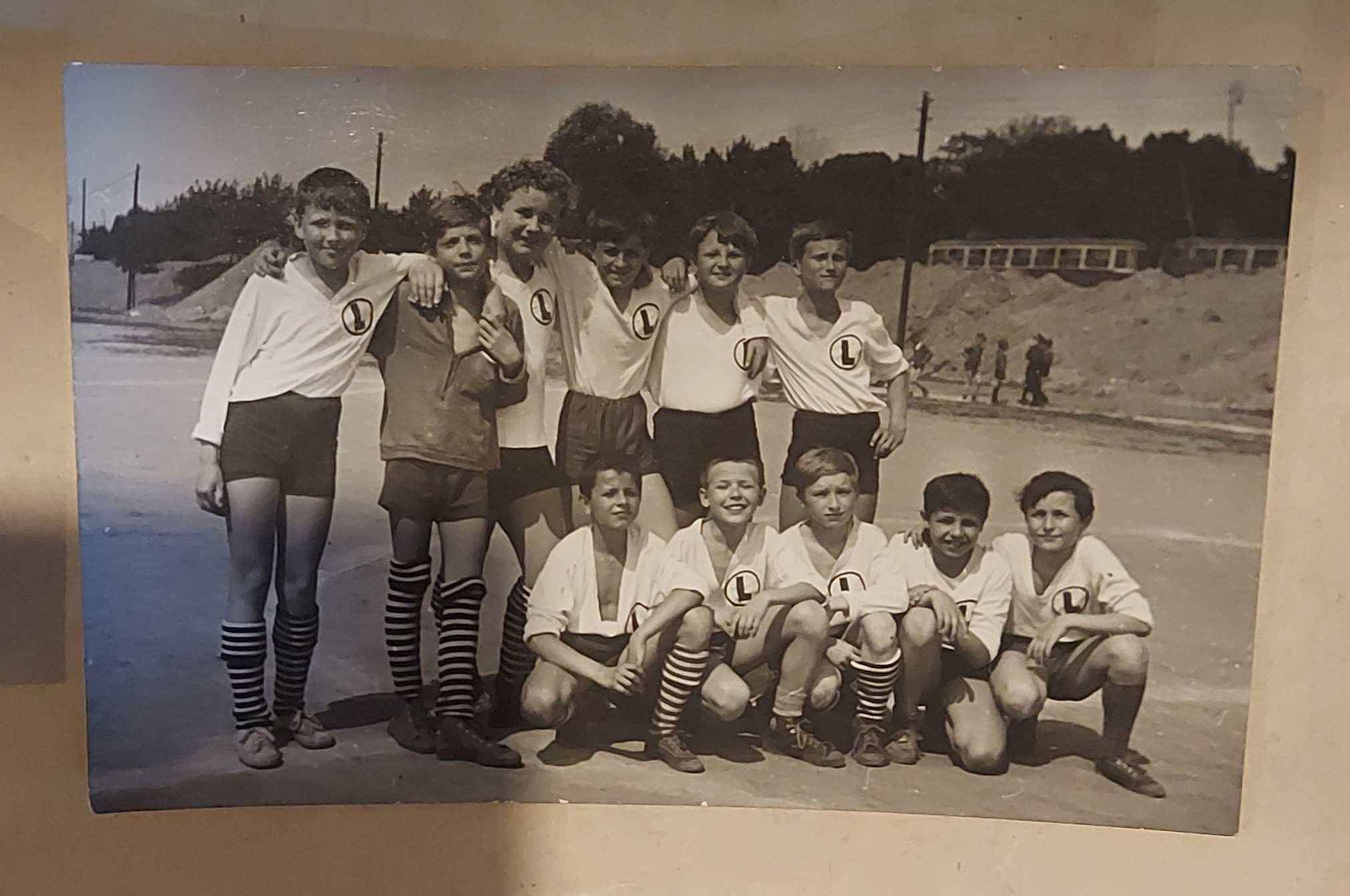 Stare zdjęcie sport piłka nożna drużyna Legia futbol PRL