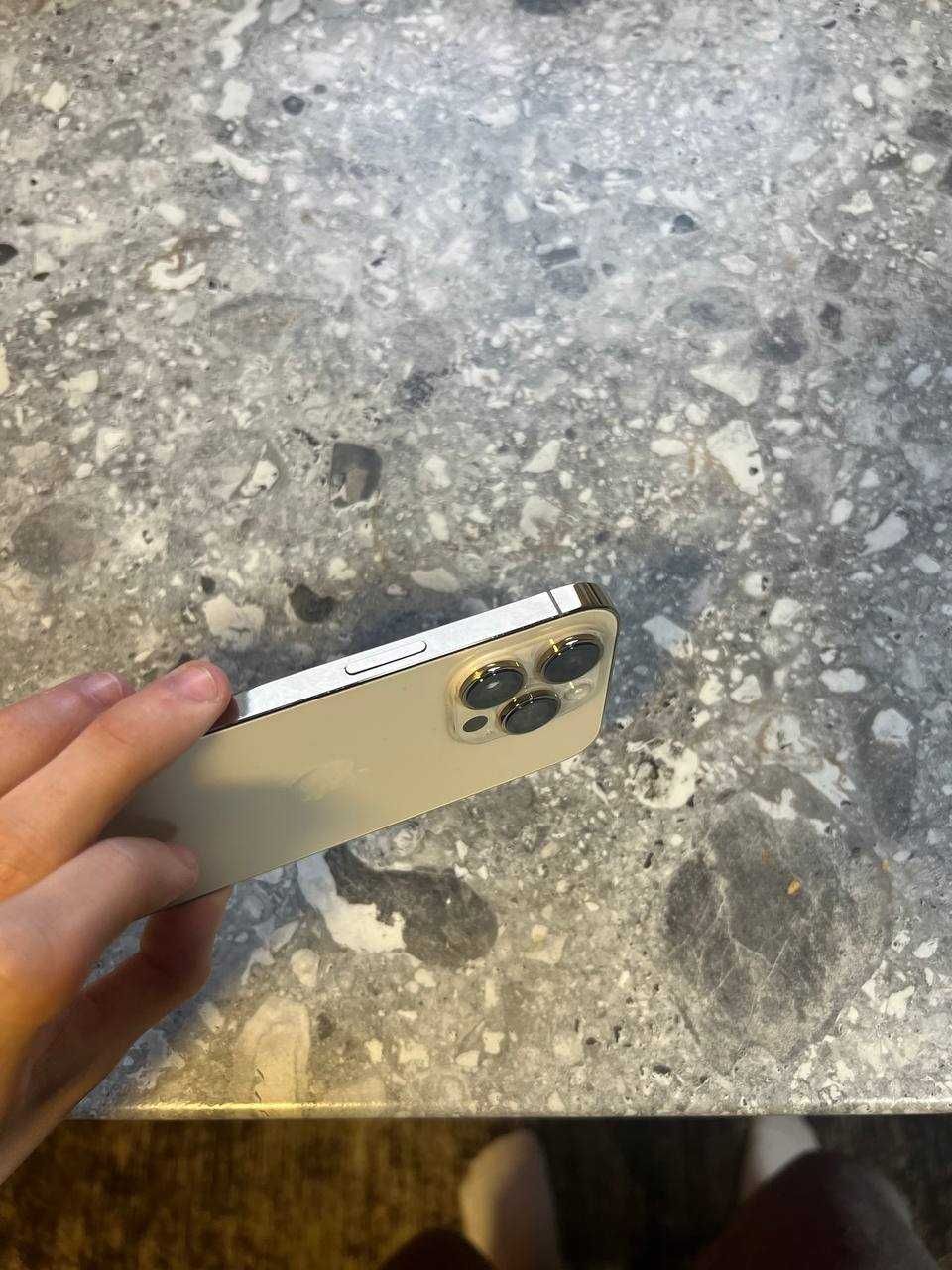 iPhone 14 pro, возможен торг, состояние идеал