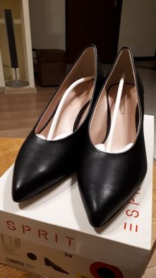 Esprit buty czółenka Laurel Vegan rozm 39 czarne