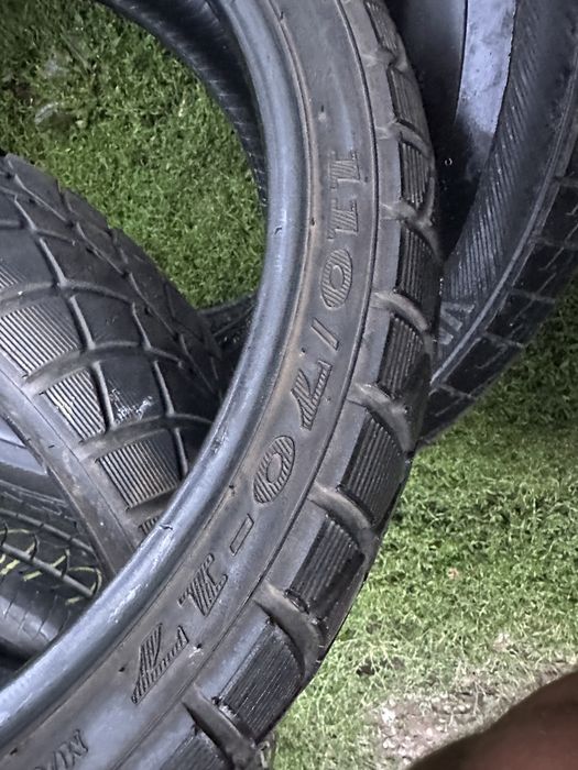 Шини 110/70 R17 на мотоцикл