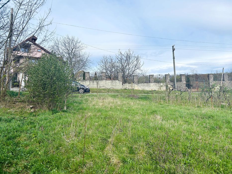 Продам гарну ділянку з дуже красивим краєвидом