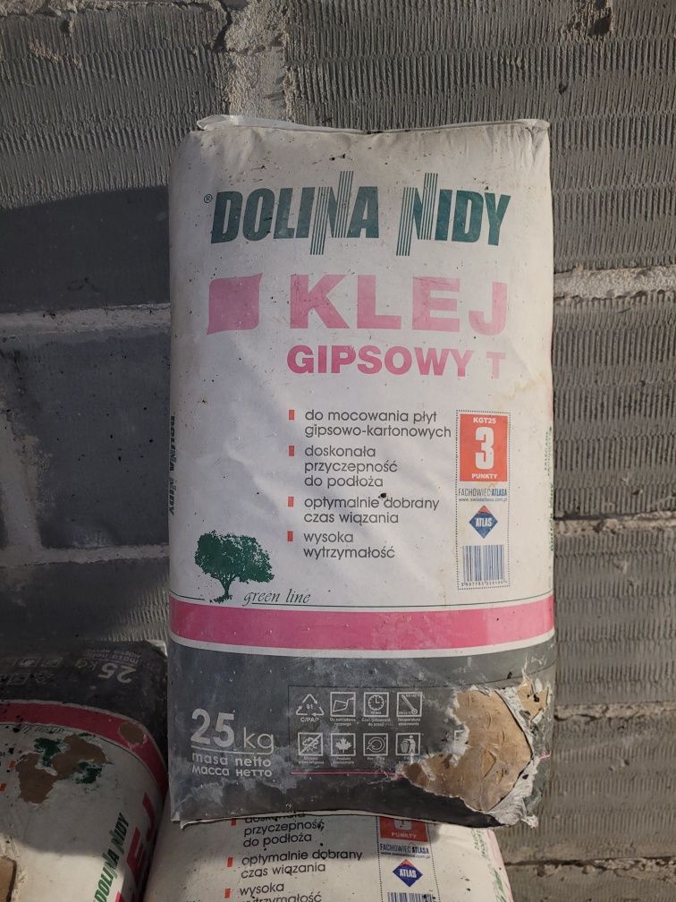 Klej gipsowy Dolina Nidy, zbity, przeterminowany