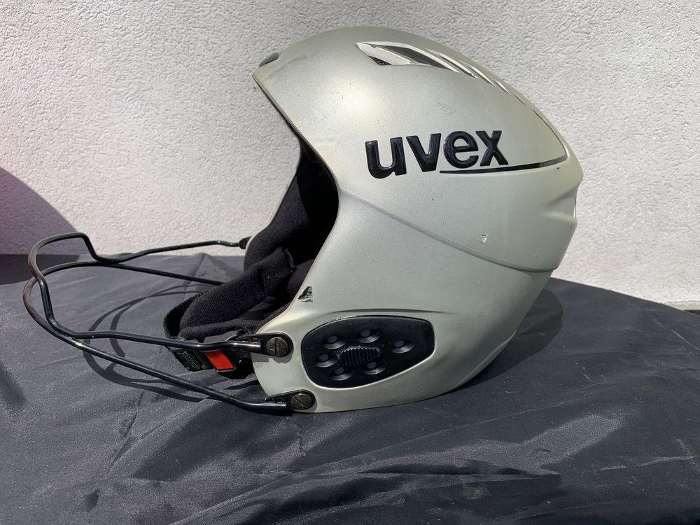 Kask narciarski szczękowy Uvex 59-60 cm