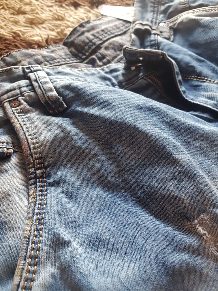 Spodenki robaczki Bermudy jeansy