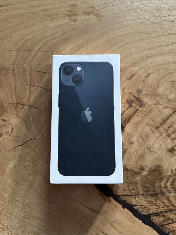 Продам iPhone 13 на 128