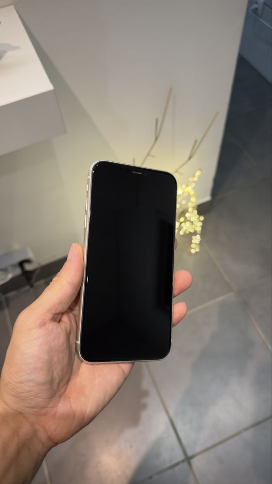 Vendo iPhone 11 256GB