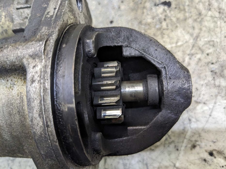 BMW E46 2.0D Rozrusznik