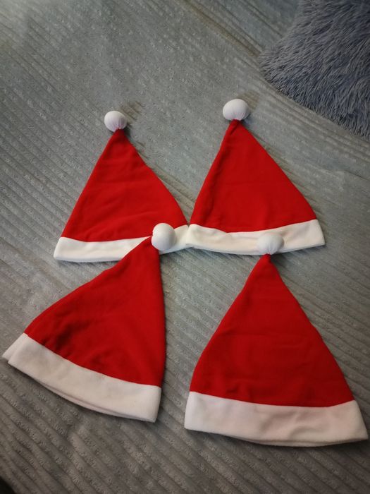 Sprzedam nowy zestaw czapek Mikołaja