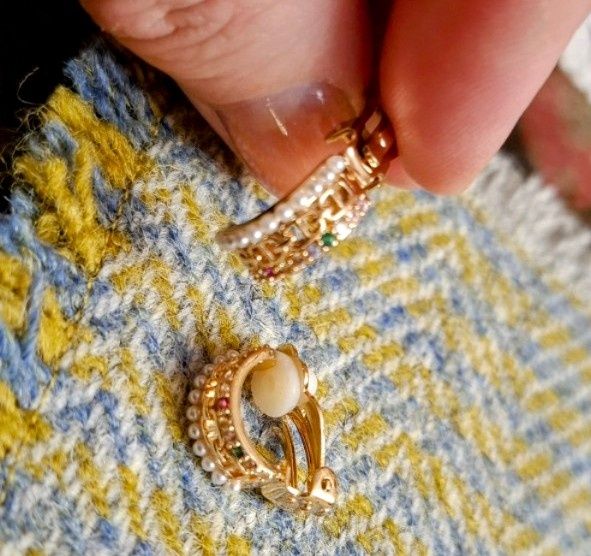 Кліпси в золотому та сріблястому тоні на вухо