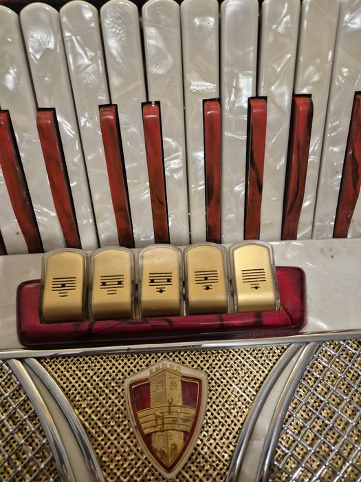 Sprzedam akordeon Orfe Włoski 96b