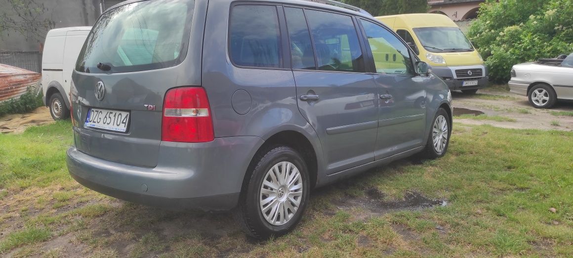 VW Touran  140KM jasne wnętrze