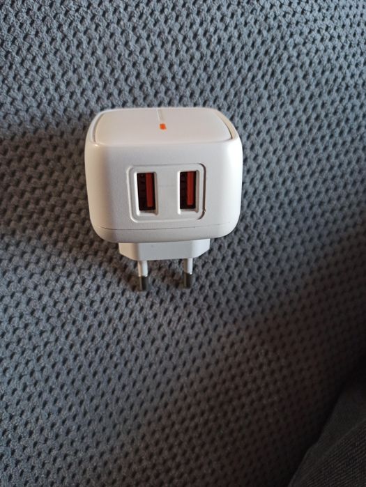 Ładowarka 2x USB XO-L61 12W. mocy
