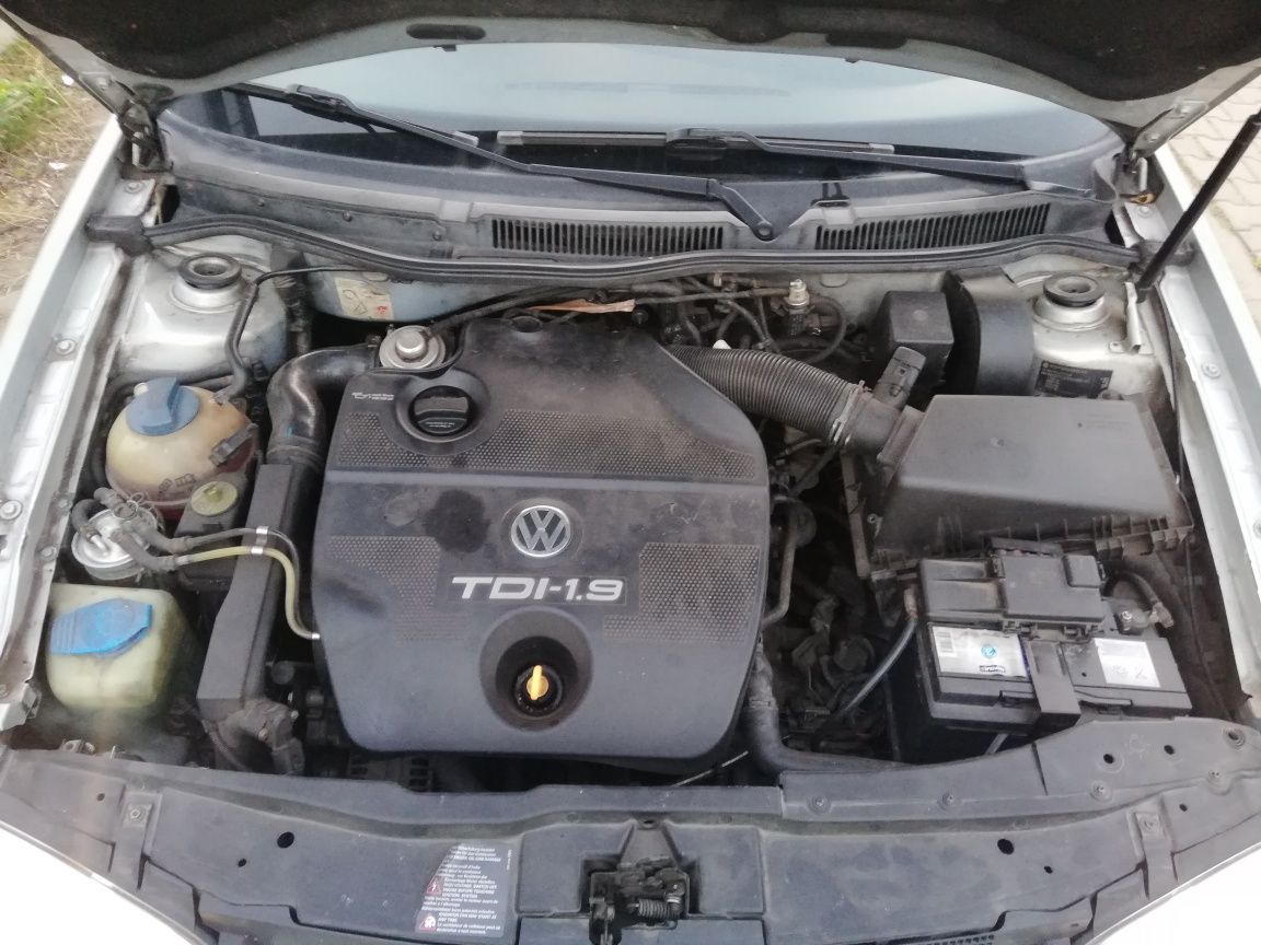 Sprzedam Golfa 1998 r 1,9 TDI, 90 KM, Sprawny, nie ma rdzy,ekonomiczny