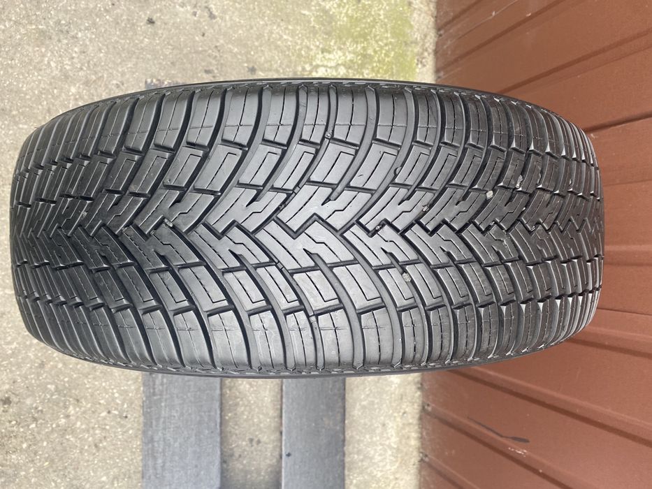 Opona 215/50r18 Pirelli All Season SF 2 Cinturato TM