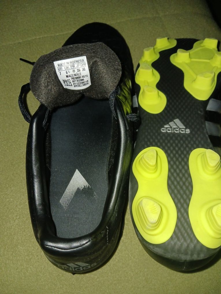 Chuteiras adidas n 40